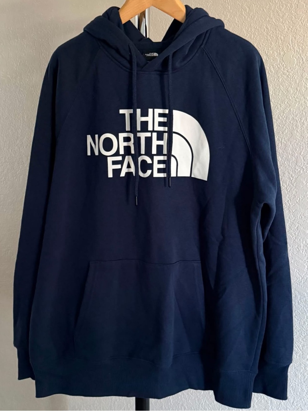 The North Face Women’s Logo Pullover Hoodie Navy Size Large